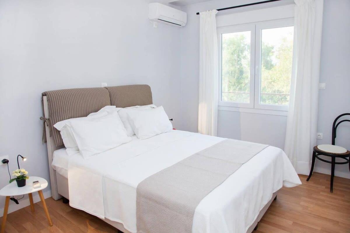 Fully Renovated, Modern Beauty In Central Athens! Extérieur photo
