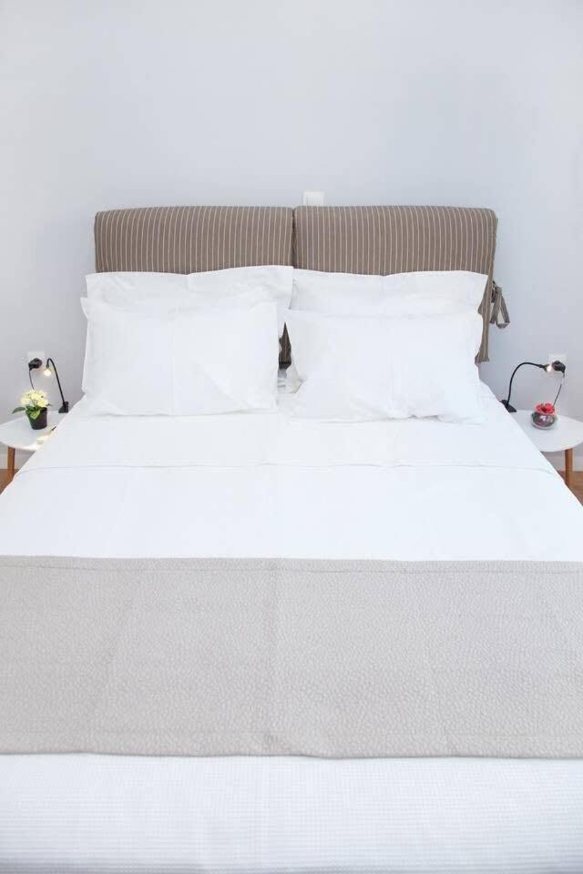 Fully Renovated, Modern Beauty In Central Athens! Extérieur photo