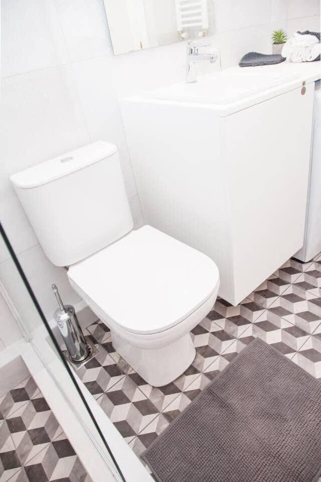 Fully Renovated, Modern Beauty In Central Athens! Extérieur photo