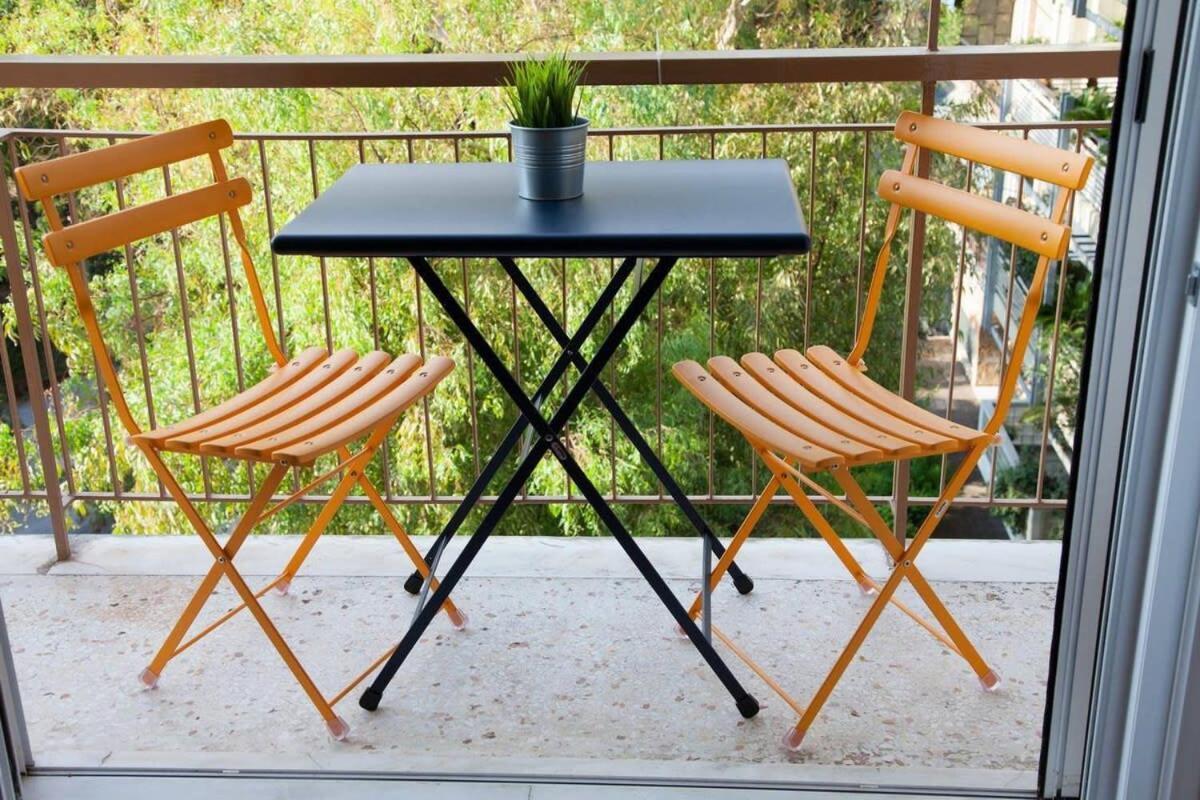 Fully Renovated, Modern Beauty In Central Athens! Extérieur photo